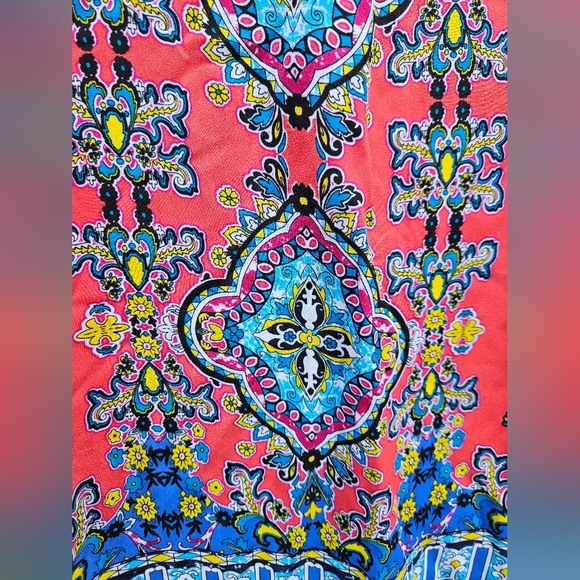 Saint Tropez Tribal Top - Picture 2 of 7